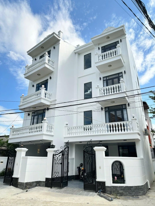 Chỉ 3 tỷ 300 triệu, nhà mặt tiền Nguyễn Như Chương - Ngọc Anh - full nội thất giá chỉ 3,3 tỷ - Ảnh 1
