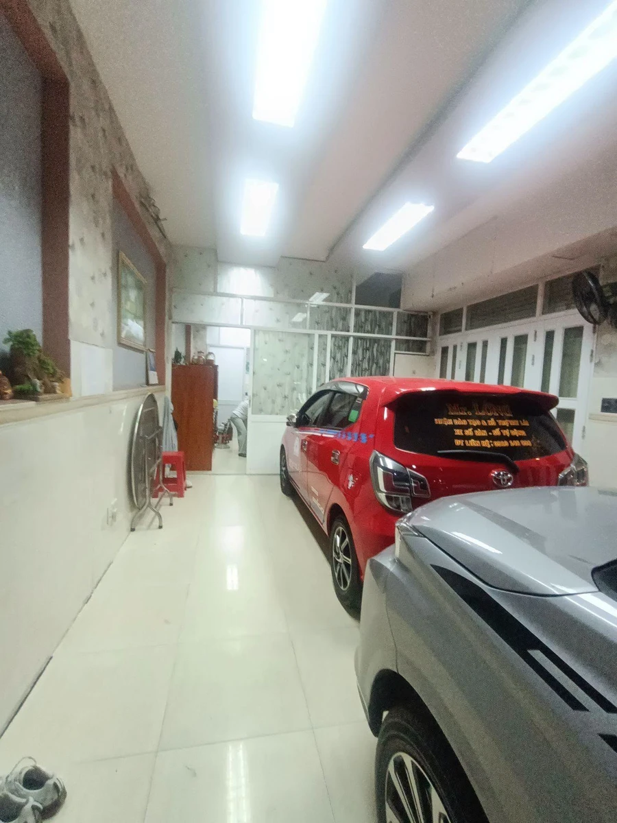 Bán nhà 4 tầng 90m2 mặt tiền Đỗ Hành Quận 12, giá 7,7 tỷ - Ảnh thu nhỏ 4