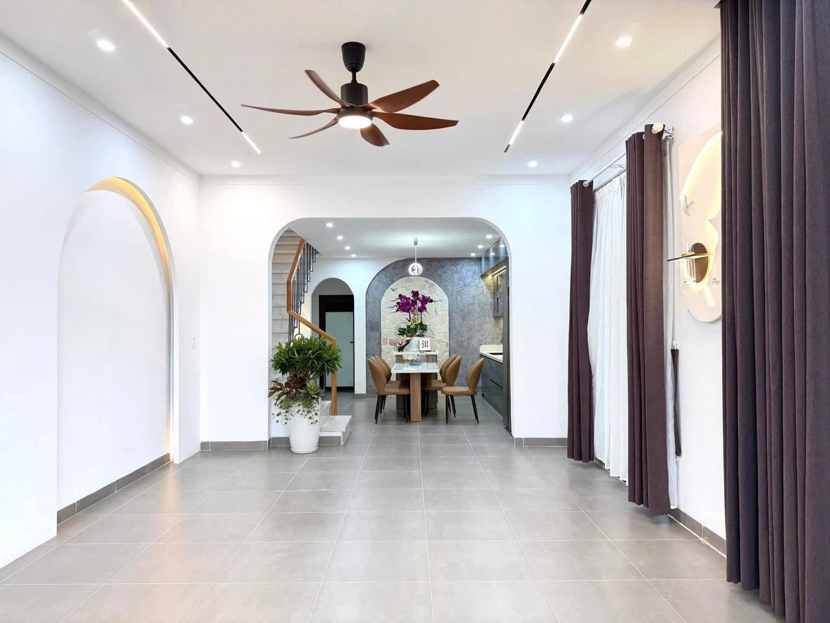 Bán nhà mặt tiền kinh doanh Nguyễn Trãi 5 tỷ 980, Quận 1 - Ảnh thu nhỏ 4