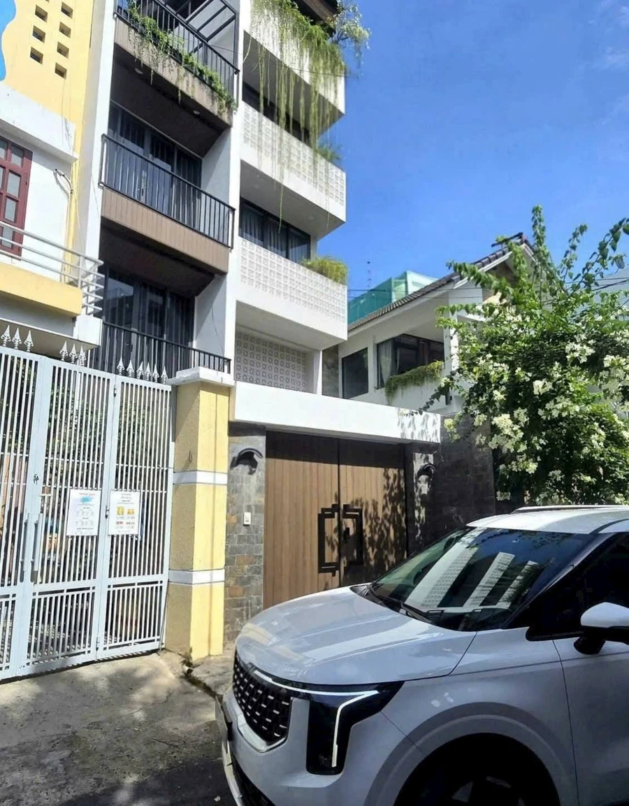 Bán nhà Lê Quang Định 105m² Bình Thạnh gần chợ Bà Chiểu 16 tỉ - Ảnh thu nhỏ 3