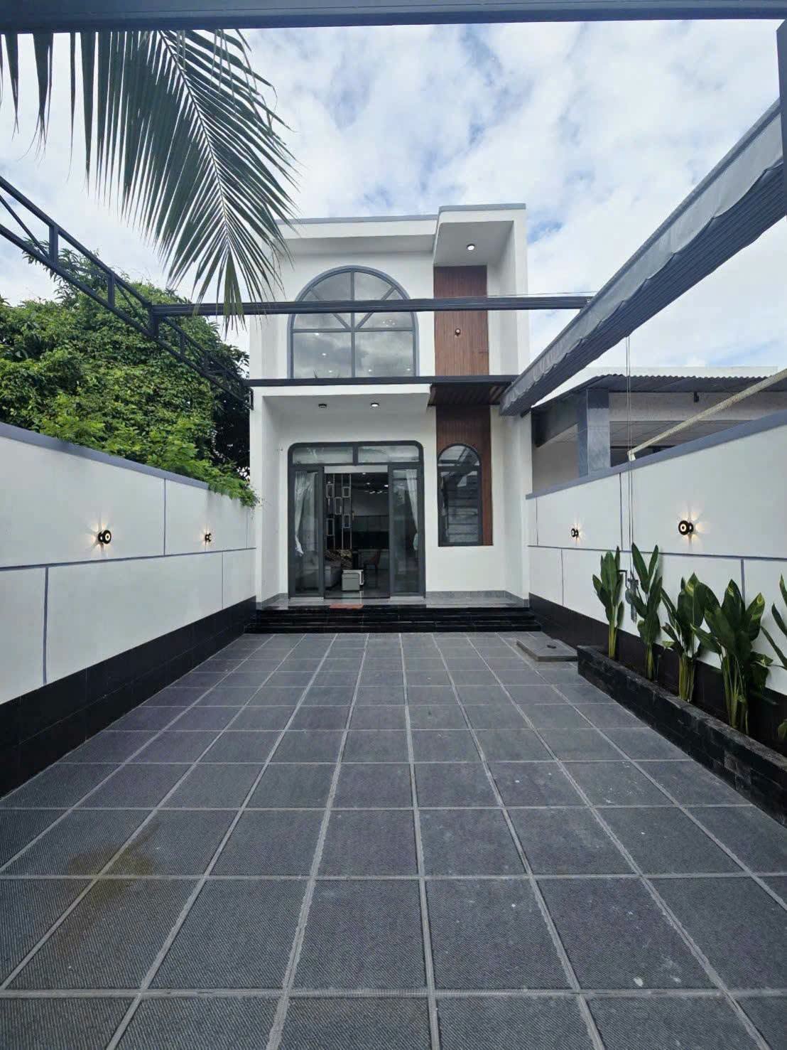 Bán nhà gác lửng 3PN 1 tỷ 690 triệu Tây Ninh