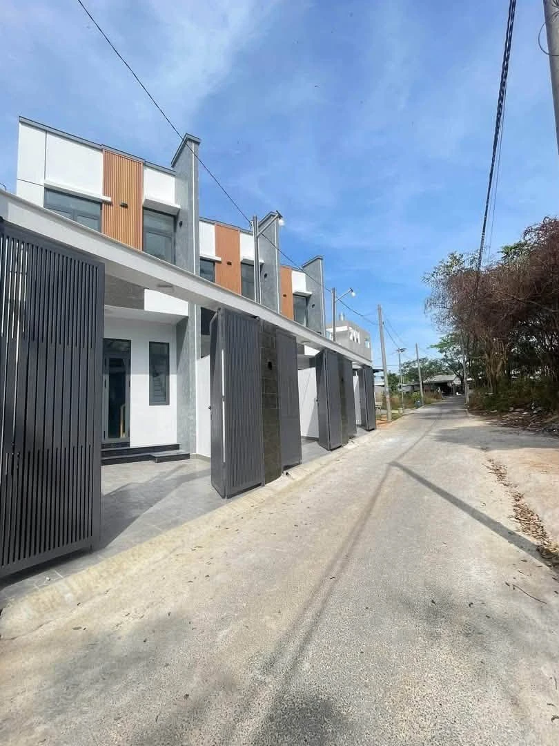 Bán đất Định Hòa 60m² giá 1 tỷ - Ảnh 1