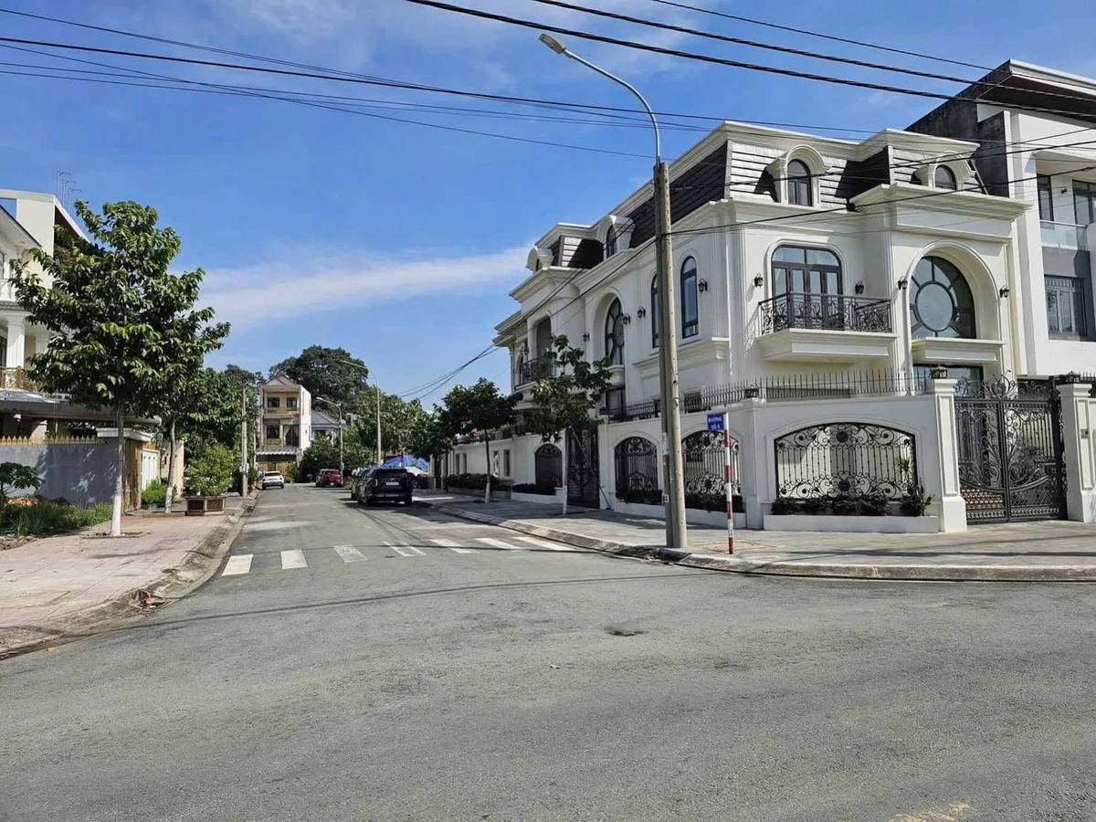 Bán lô đất biệt thự 10x22 (220m2) khu dân cư Phúc Hiếu giá 15 tỷ - Ảnh thu nhỏ 3