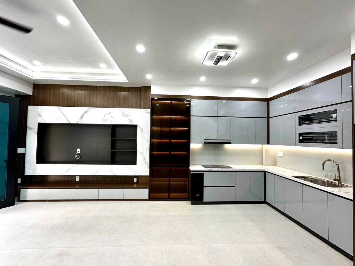 Bán nhà lô góc 4 tầng 45m2 đường Lê Hồng Phong, Quận 1 - Ảnh thu nhỏ 2