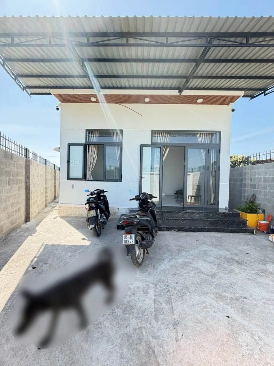 Bán nhà cấp 4 mới 140m² Phong Năm, Hóc Môn 999 triệu - Ảnh 1