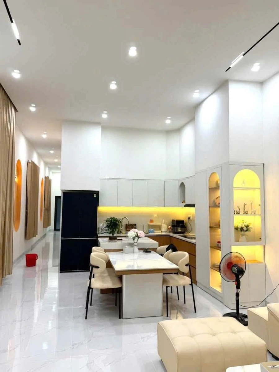 Nhà cấp 4 2 phòng ngủ full nội thất Minh Hưng 100m² - Ảnh 1