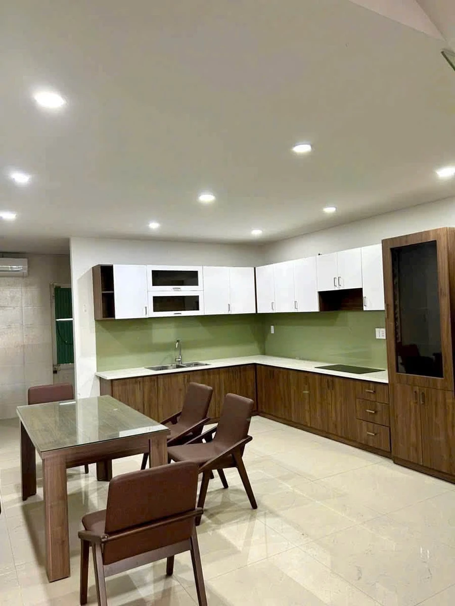 Cho thuê nhà 3,5 tầng mặt tiền Trần Nhân Tông, Sơn Trà, Đà Nẵng, 92m2, 4PN, 25 triệu/tháng - Ảnh thu nhỏ 3