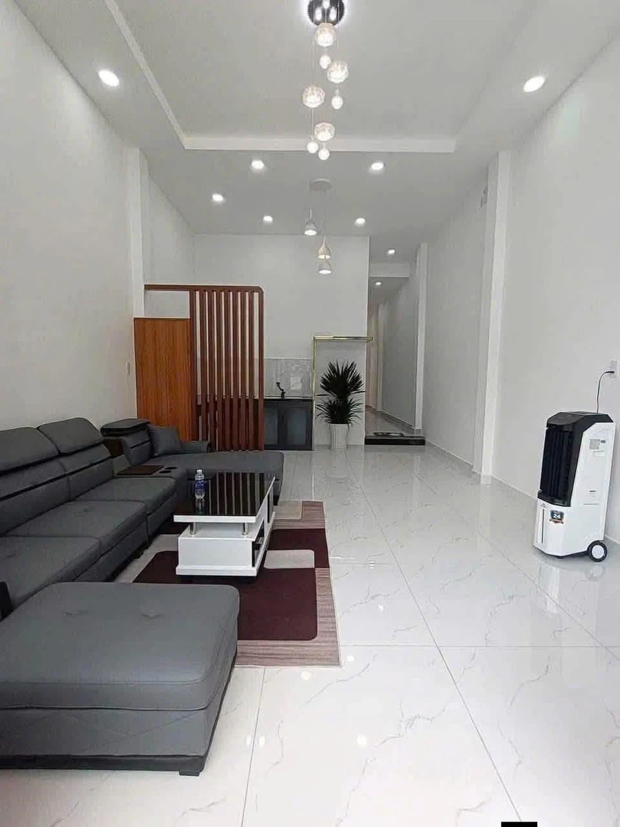 Nhà bán Nguyễn Du Dĩ An 93,7m² 2 PN sân đậu ô tô - Ảnh thu nhỏ 3
