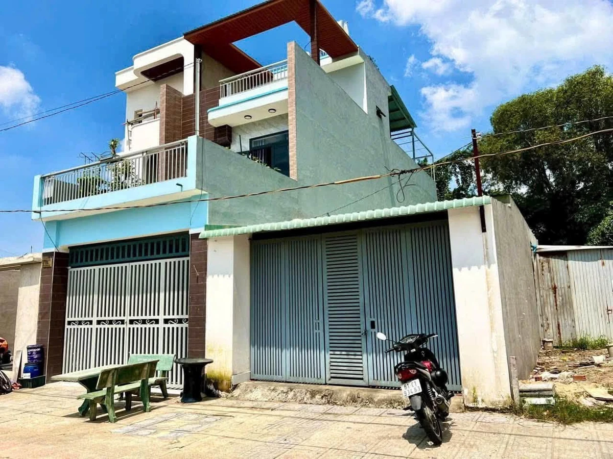 Bán nhà mặt tiền 113m² kinh doanh Nguyễn Văn Tiết, Lái Thiêu - Ảnh 1
