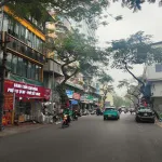 Bán nhà MP Núi Trúc, 4 tầng, dòng tiền 800 triệu, 50m2, 10 tỷ - Ảnh thu nhỏ 5