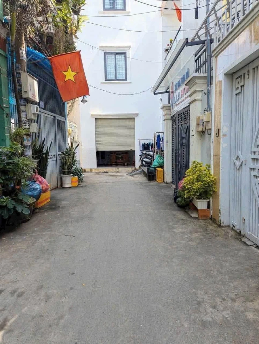 Bán nhà 81m² 4 phòng ngủ full nội thất Gò Vấp 6,15 tỷ - Ảnh thu nhỏ 2