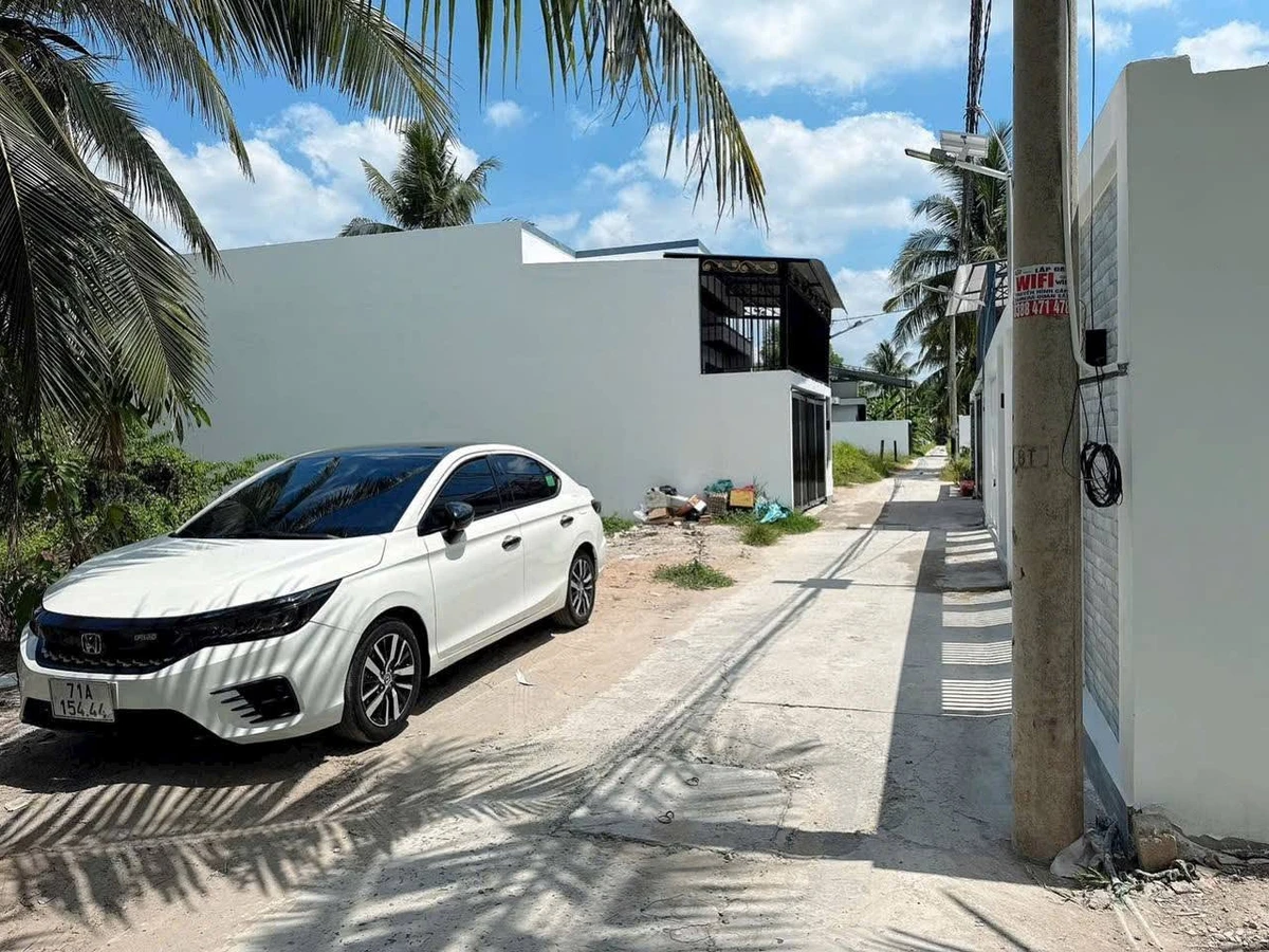 Bán nhà 2PN 90m² Phú Tân, full nội thất, 1 tỷ 190 triệu - Ảnh thu nhỏ 2