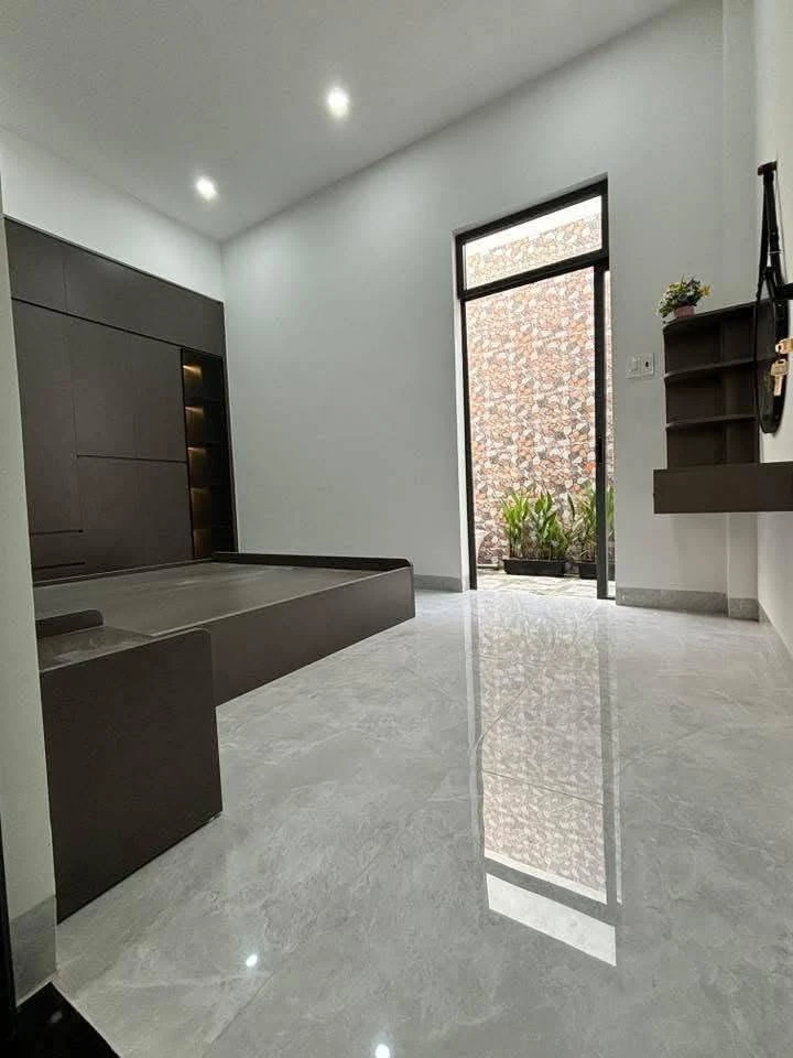 Bán nhà mặt tiền 80m2 khu Gara Quyền, Quy Nhơn - Ảnh thu nhỏ 4