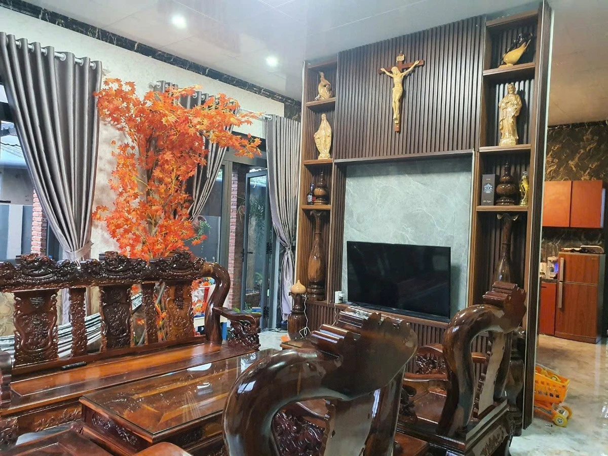 Bán nhà mái thái 3 phòng ngủ 288m² Hoà Long 3,6 tỷ - Ảnh thu nhỏ 2