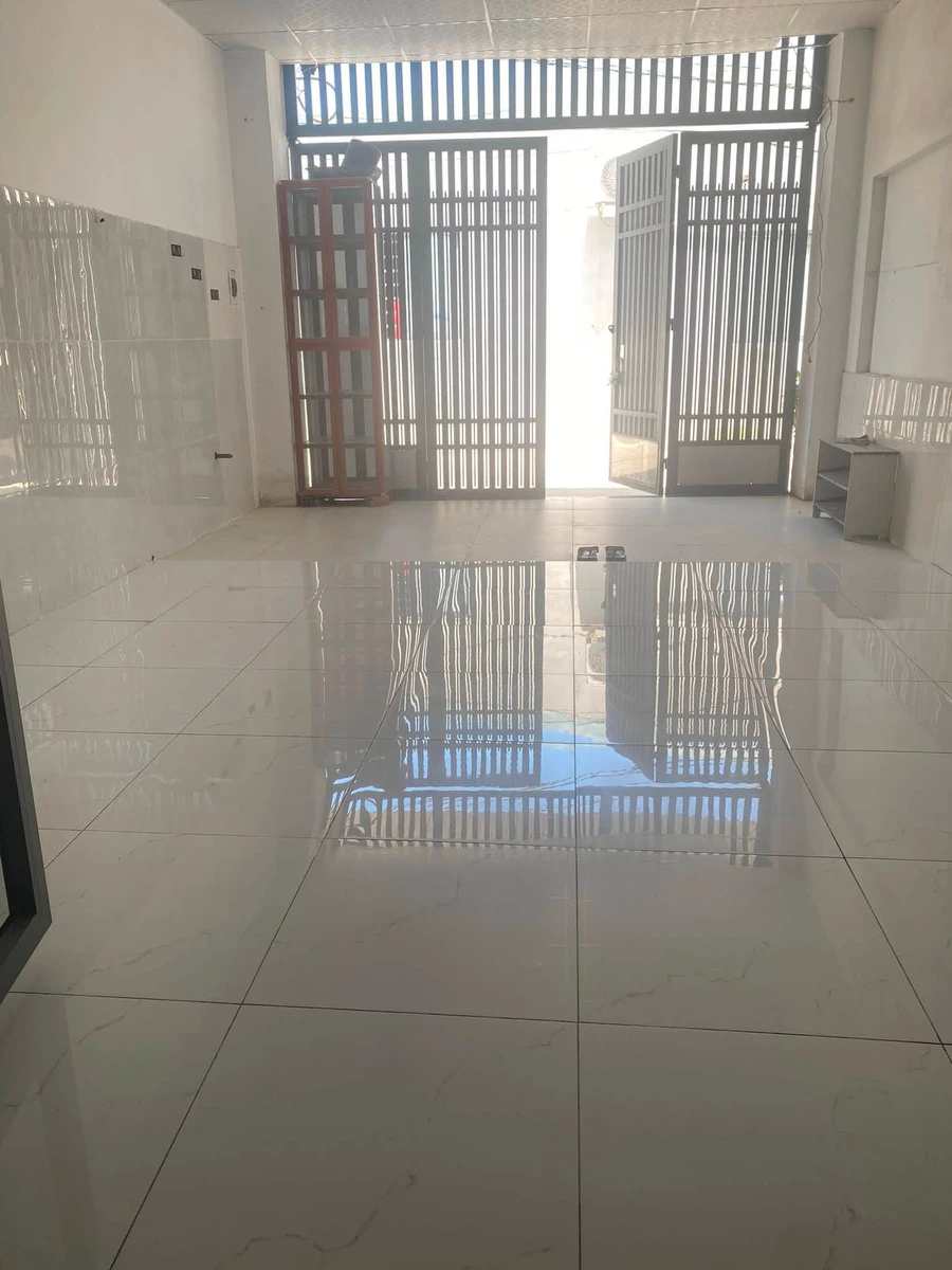 Bán nhà sổ riêng 72.3m2 gần biển Vũng Tàu - Ảnh thu nhỏ 3