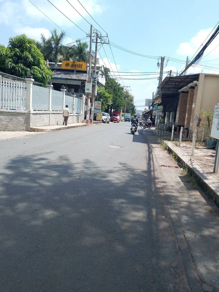 Bán nhà 1 trệt 1 lầu 148m2 Tân Hiệp Đồng Nai 7 tỷ - Ảnh thu nhỏ 2