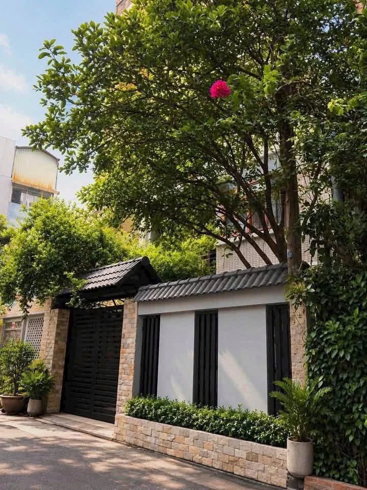 Bán biệt thự 175m² 5PN Phú Nhuận, hai mặt hẻm ô tô - Ảnh thu nhỏ 3