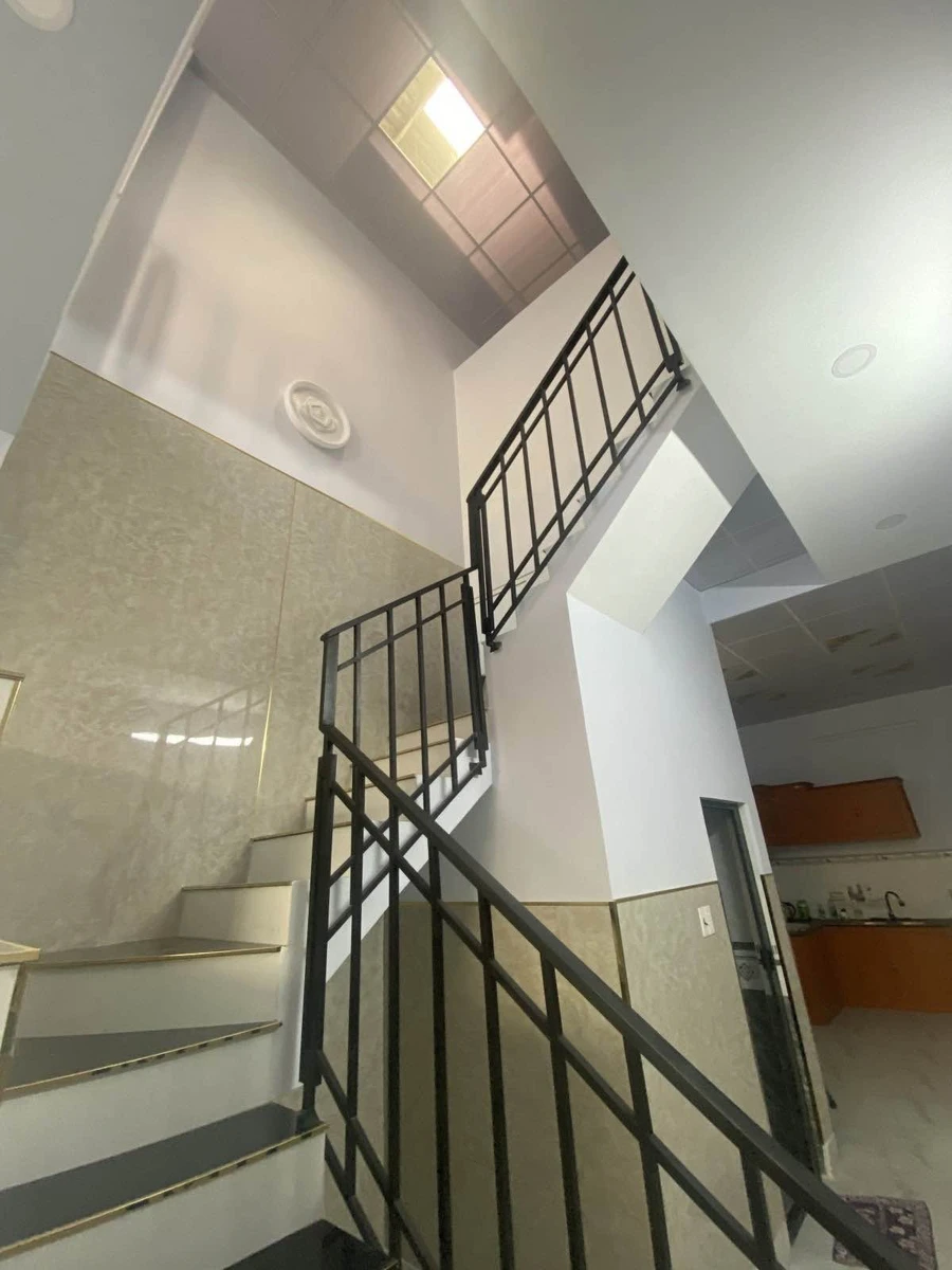 Bán nhà nở hậu hẻm 5m Hậu Giang Quận 6, 50.75m², 6.2 tỷ - Ảnh thu nhỏ 5