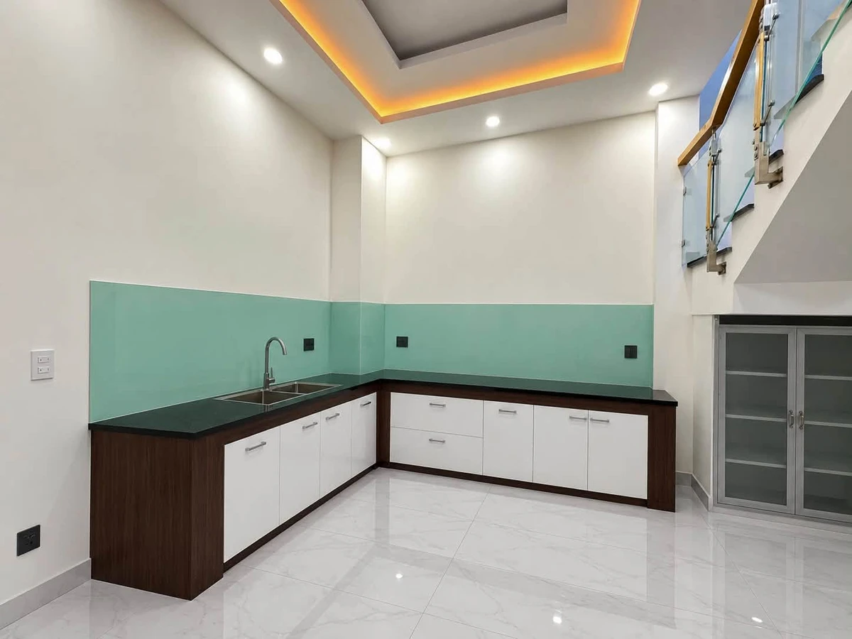 Bán nhà mặt tiền 90m² đường 8m Nguyễn Văn Tăng, 3 tầng 3PN - Ảnh thu nhỏ 2