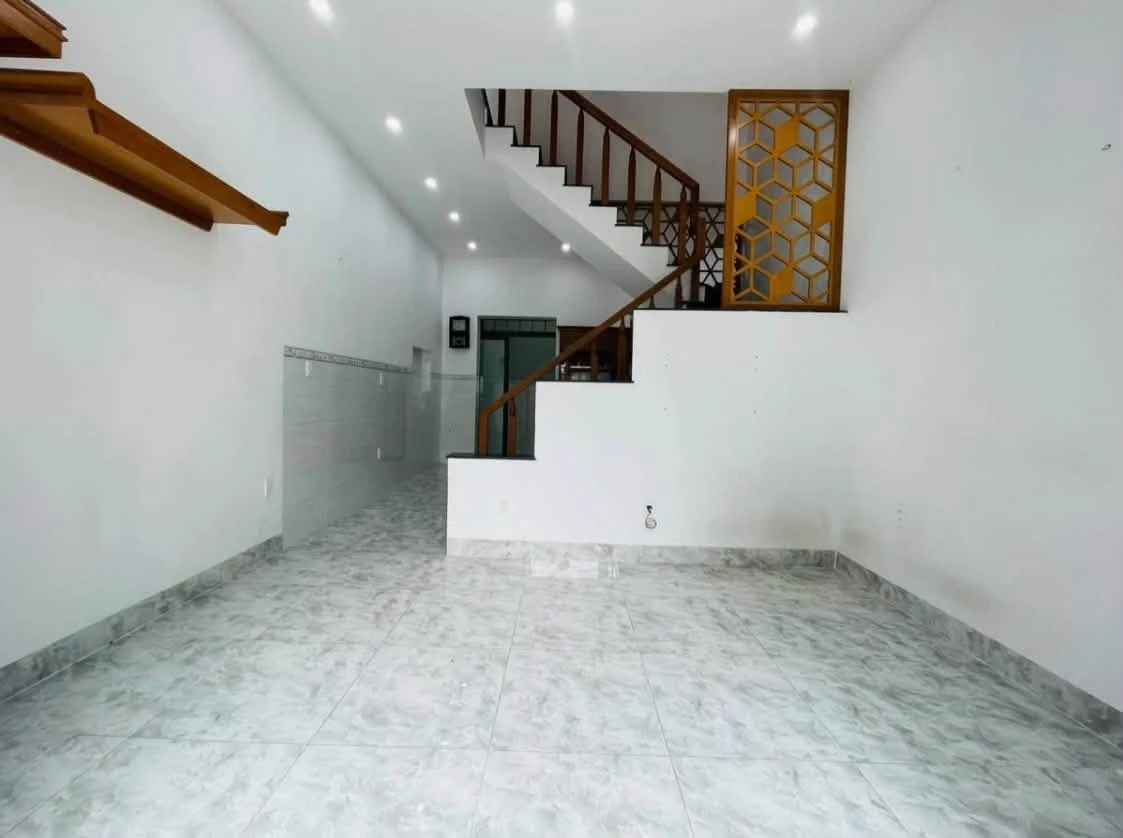 Bán nhà hẻm 45m2, 2 phòng ngủ 4,3 tỷ Vũng Tàu - Ảnh thu nhỏ 3
