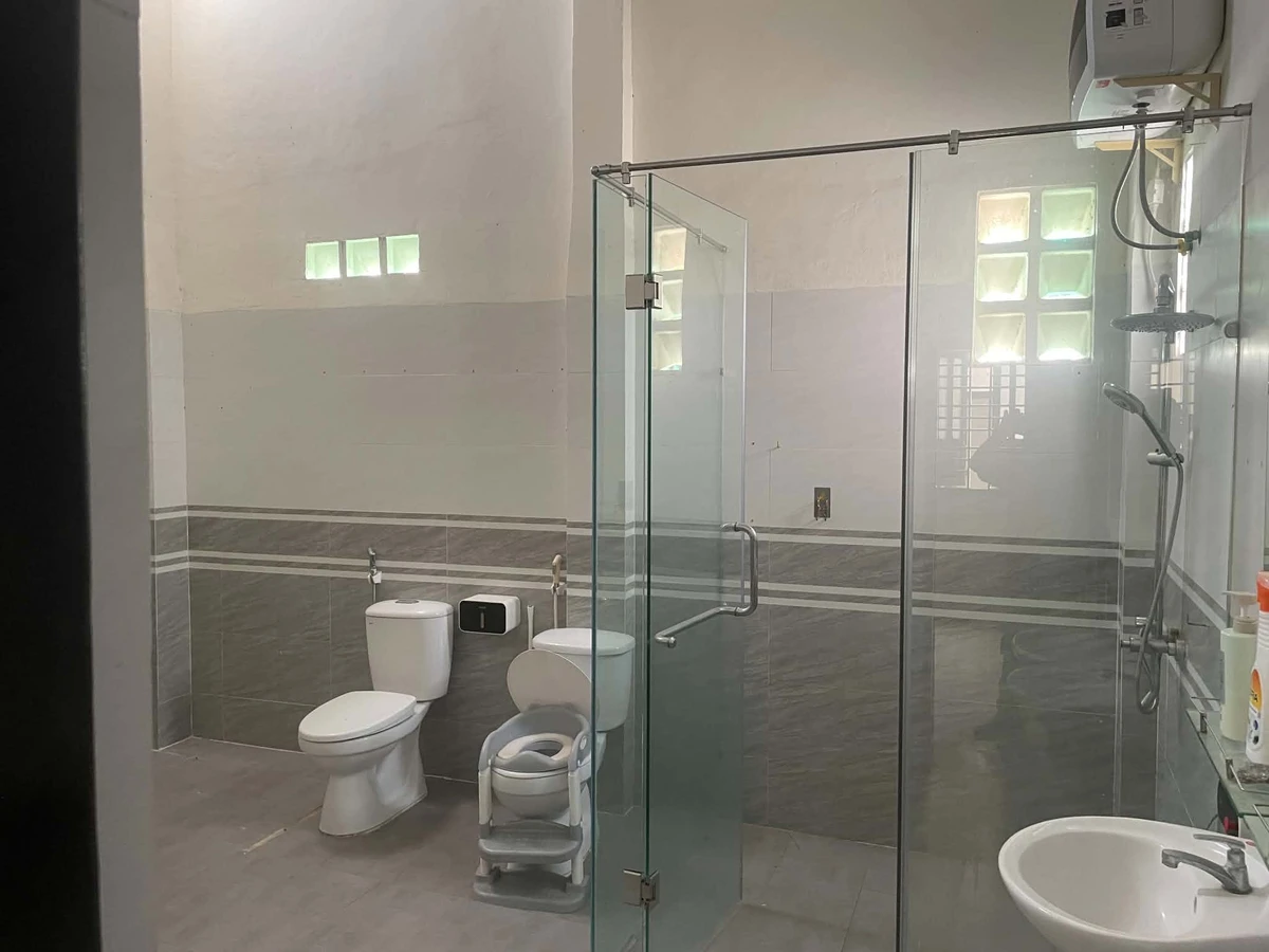 Bán nhà 200m² góc ngã tư Lê Duẩn, Phan Thiết 3.7 tỷ - Ảnh thu nhỏ 5