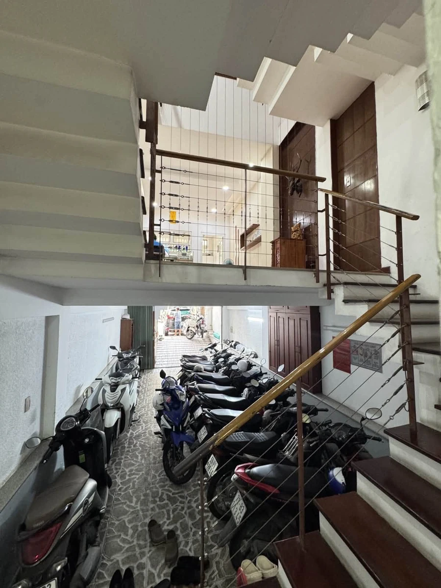 Bán nhà phố mặt tiền D2 Nguyễn Gia Trí Bình Thạnh 80m2 5 tầng - Ảnh 1