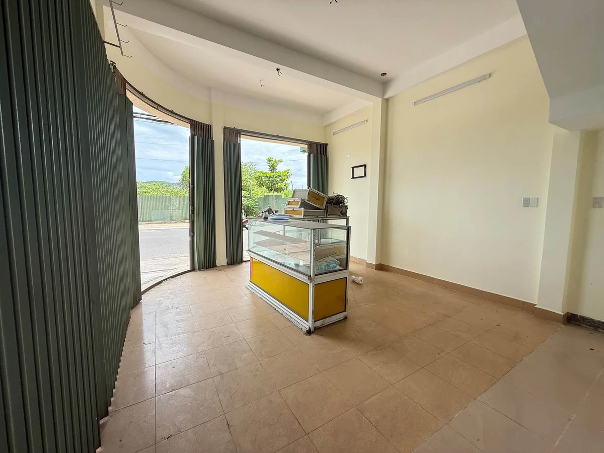 Bán nhà góc 2 mặt tiền Trường Sa Nha Trang 95m² 15,5 tỷ - Ảnh thu nhỏ 2