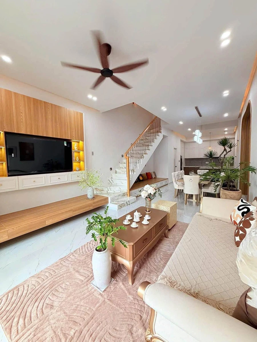 Bán nhà mặt tiền Xuân Diệu 4,7x18m full nội thất 4 phòng ngủ, gần Đô thị Trung Nguyên, giá 8,39 tỷ - Ảnh thu nhỏ 4