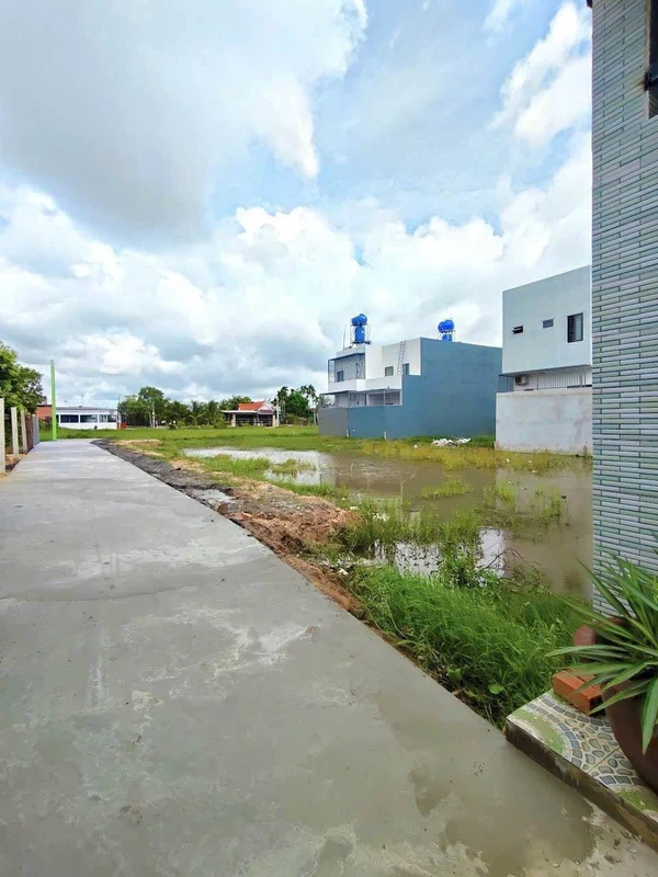 Bán lô đất thổ cư 100m² Đức Hoà Đông 750 triệu
