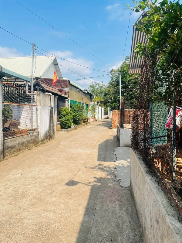 Bán đất 2 mặt tiền 271m² Long Khánh, 2,4 tỷ