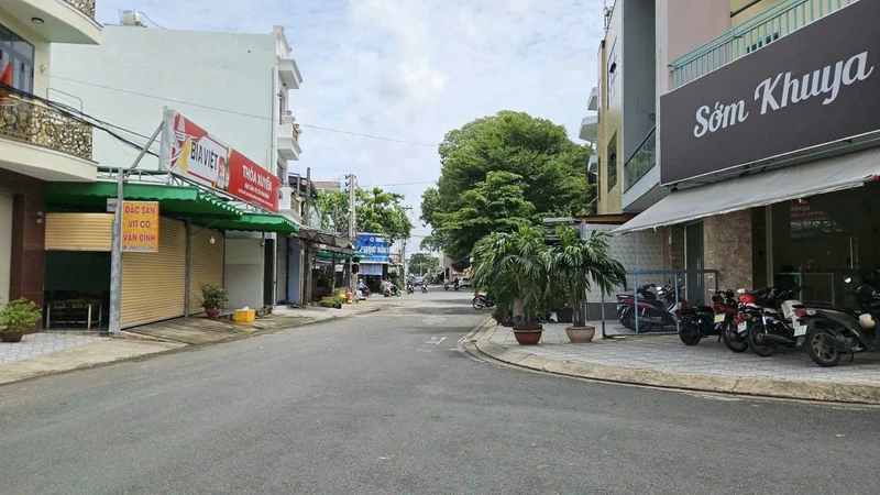 Bán nhà 3 tầng 201m² 4 PN hơn 6 tỷ Tam Hiệp Đồng Nai