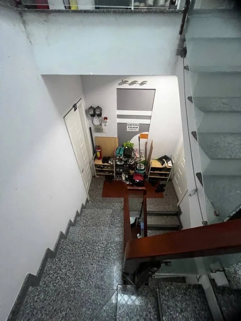 Bán nhà 4 tầng 66,78m² góc Phan Đăng Lưu, Phú Nhuận, 12.5 tỷ - Ảnh thu nhỏ 3