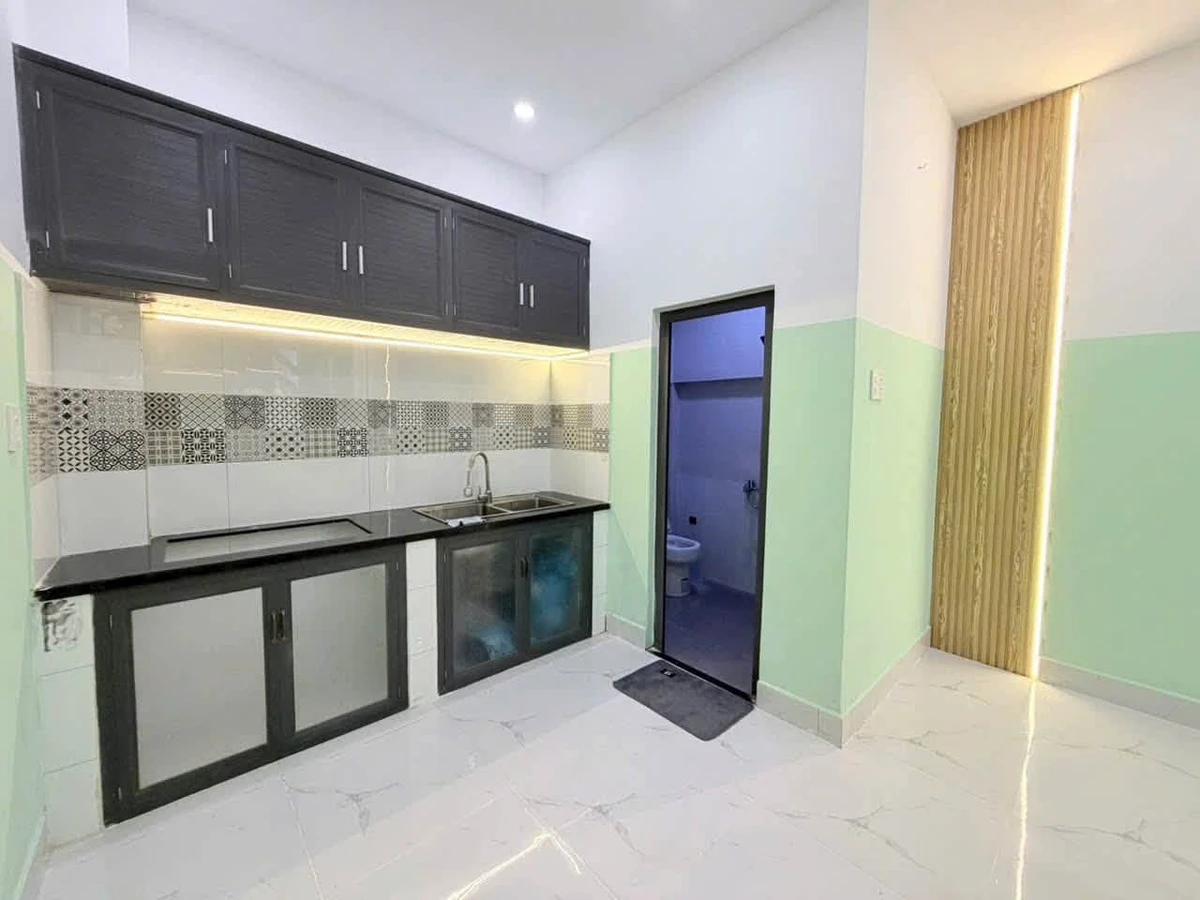 Bán nhà hẻm xe hơi 40m² 2PN 2WC Bình Tân 4.5 tỷ - Ảnh thu nhỏ 5
