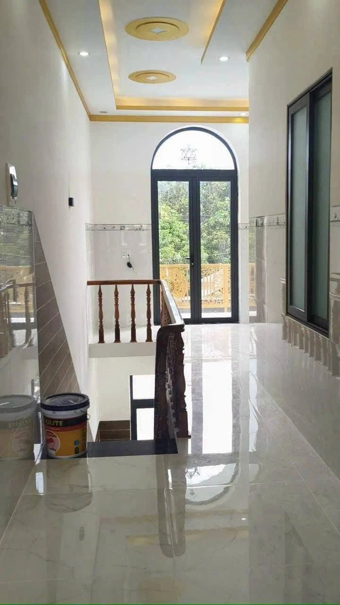 Bán nhà mái Thái 1 trệt 1 lầu 100m2, 3PN, nhánh Cao Văn Ngọc, TT Long Điền, giá 2,7 tỷ - Ảnh thu nhỏ 4