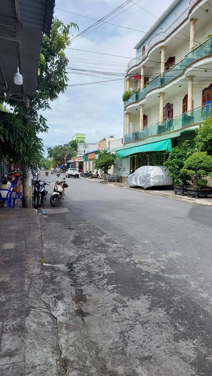 Bán nhà góc 2 mặt tiền 150m2 Phan Thiết 2,1 tỷ - Ảnh thu nhỏ 4