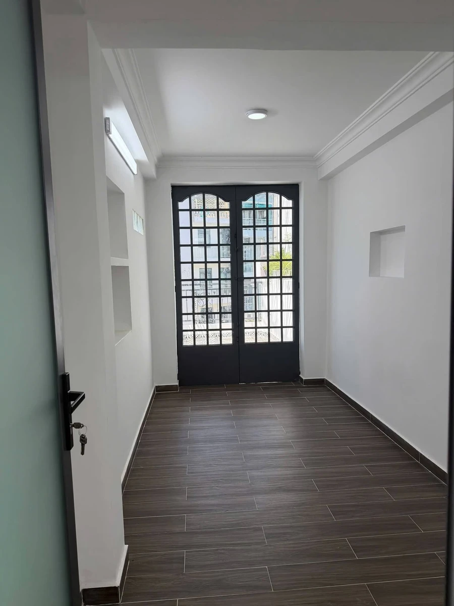 Bán nhà Q11 24,4m² mặt tiền Lê Thị Bạch Cát 4,35 tỷ - Ảnh thu nhỏ 2