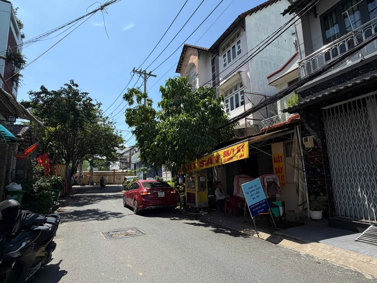 Bán nhà mặt tiền kinh doanh 60m2 trệt lầu Linh Trung - Ảnh thu nhỏ 4
