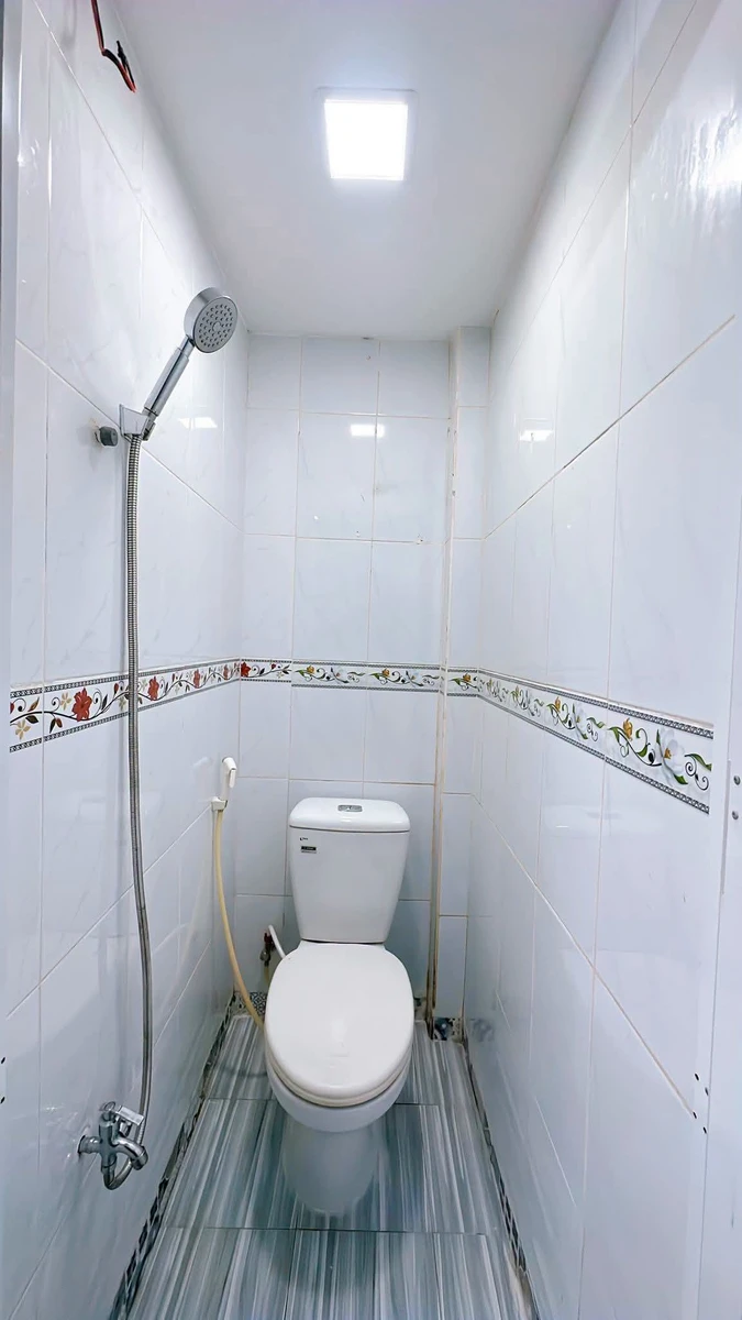 Bán nhà Quận 4, 2 phòng ngủ, 1 tỷ 5 - Ảnh thu nhỏ 3