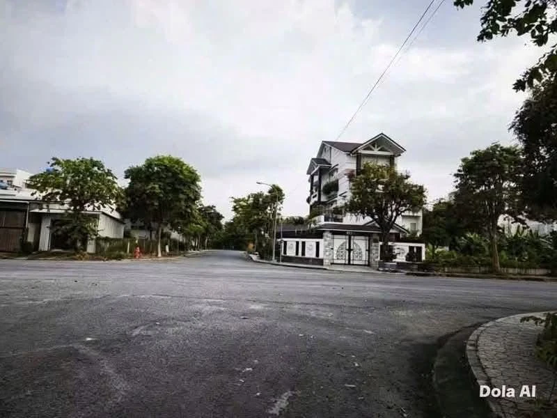 Bán nhà 3 lầu góc 2 mặt tiền 205m² Sao Mai, Bến Tre 6,5 tỷ