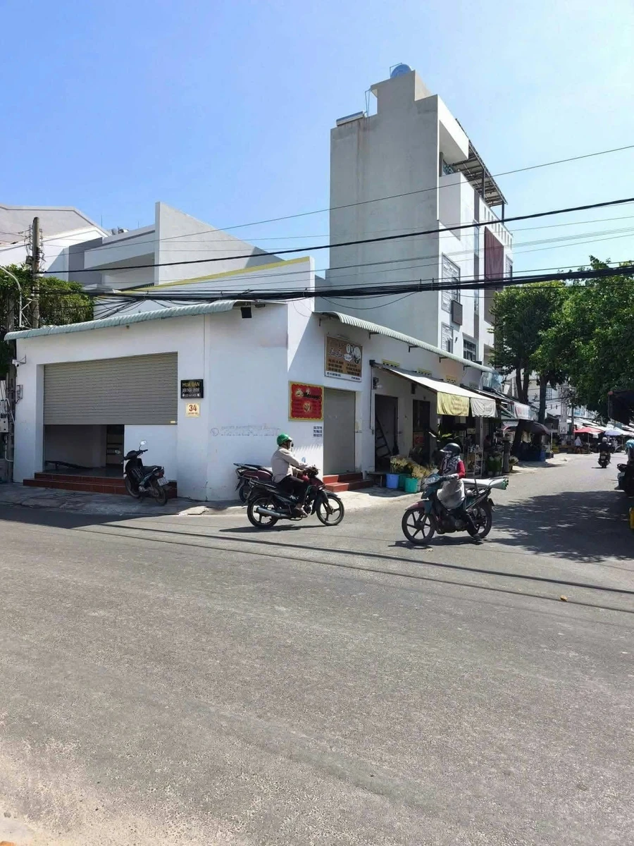 Bán nhà góc 2 mặt tiền Lê Văn Phấn, Phan Thiết, 150m2, 11 tỷ - Ảnh thu nhỏ 4
