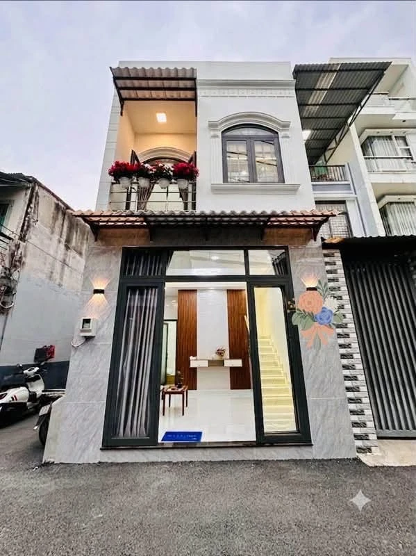 Bán nhà căn góc 2 mặt tiền 4x7m, hẻm xe hơi, 3PN 2WC đường Quang Trung, Gò Vấp - Ảnh 1