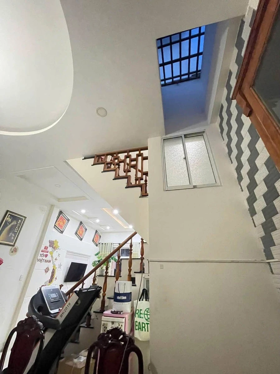 Bán nhà 1 trệt 1 lầu mặt tiền Nguyễn Xí 100m² 2,3 tỷ - Ảnh thu nhỏ 4
