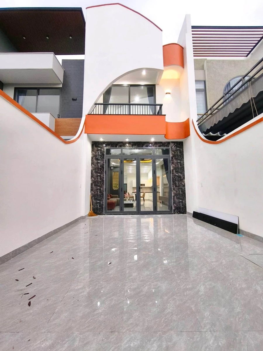 Bán nhà trệt lầu sổ riêng 3 phòng ngủ Biên Hòa 112.8m² - Ảnh thu nhỏ 2