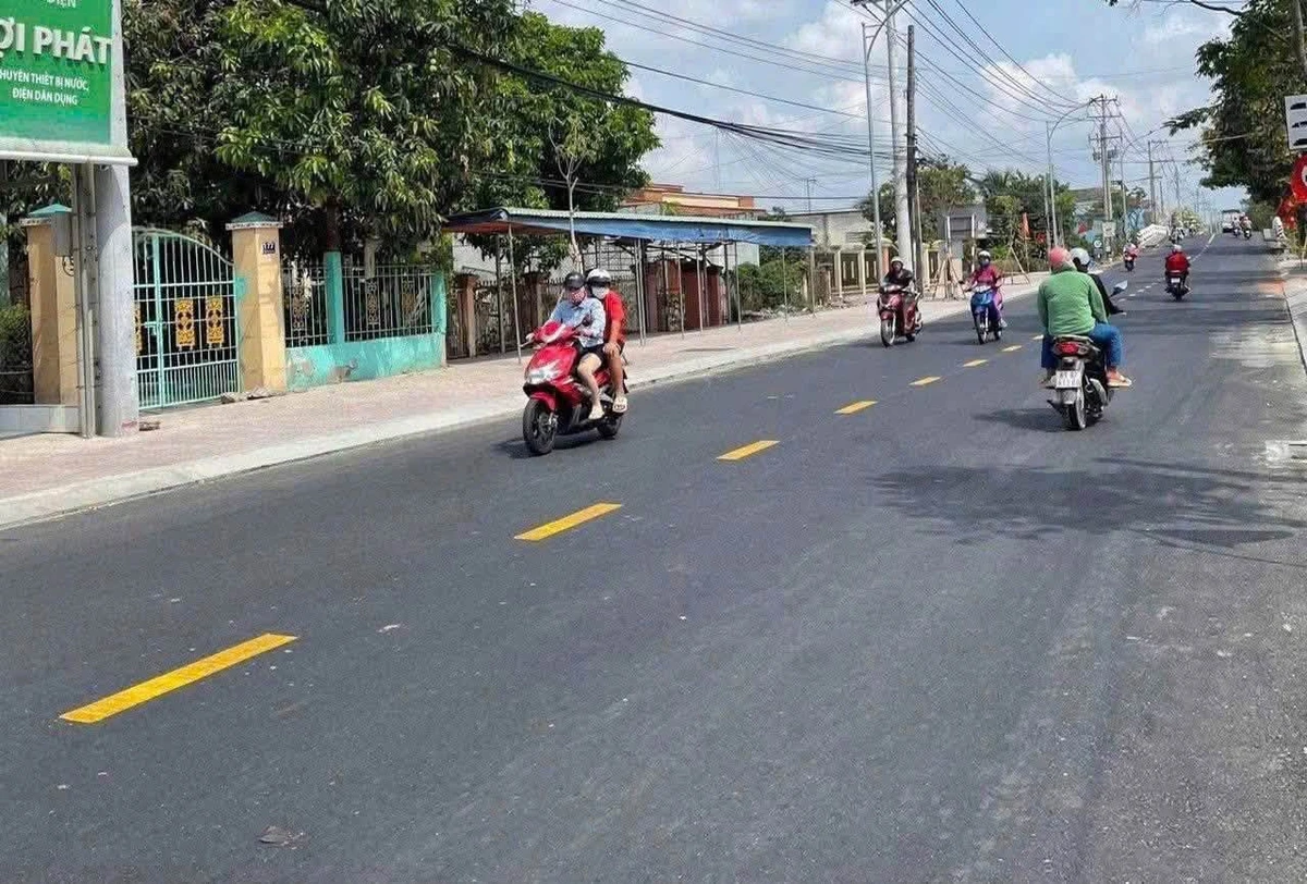Bán đất 300m2 thổ cư mặt tiền đường nhựa 480 triệu - Ảnh thu nhỏ 2