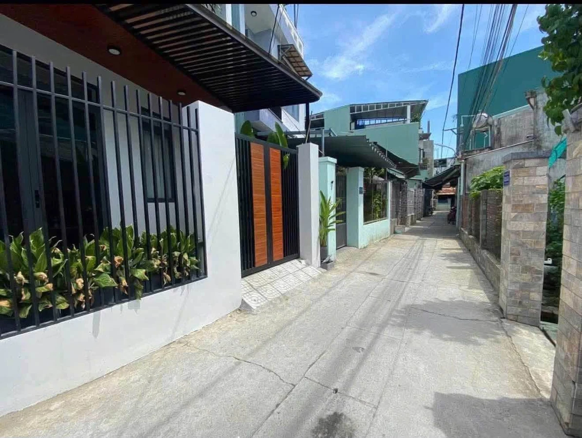 Bán đất tặng nhà kiệt Nguyễn Phước Nguyên 90m2, 2 phòng ngủ, giá 2,67 tỷ - Ảnh thu nhỏ 3