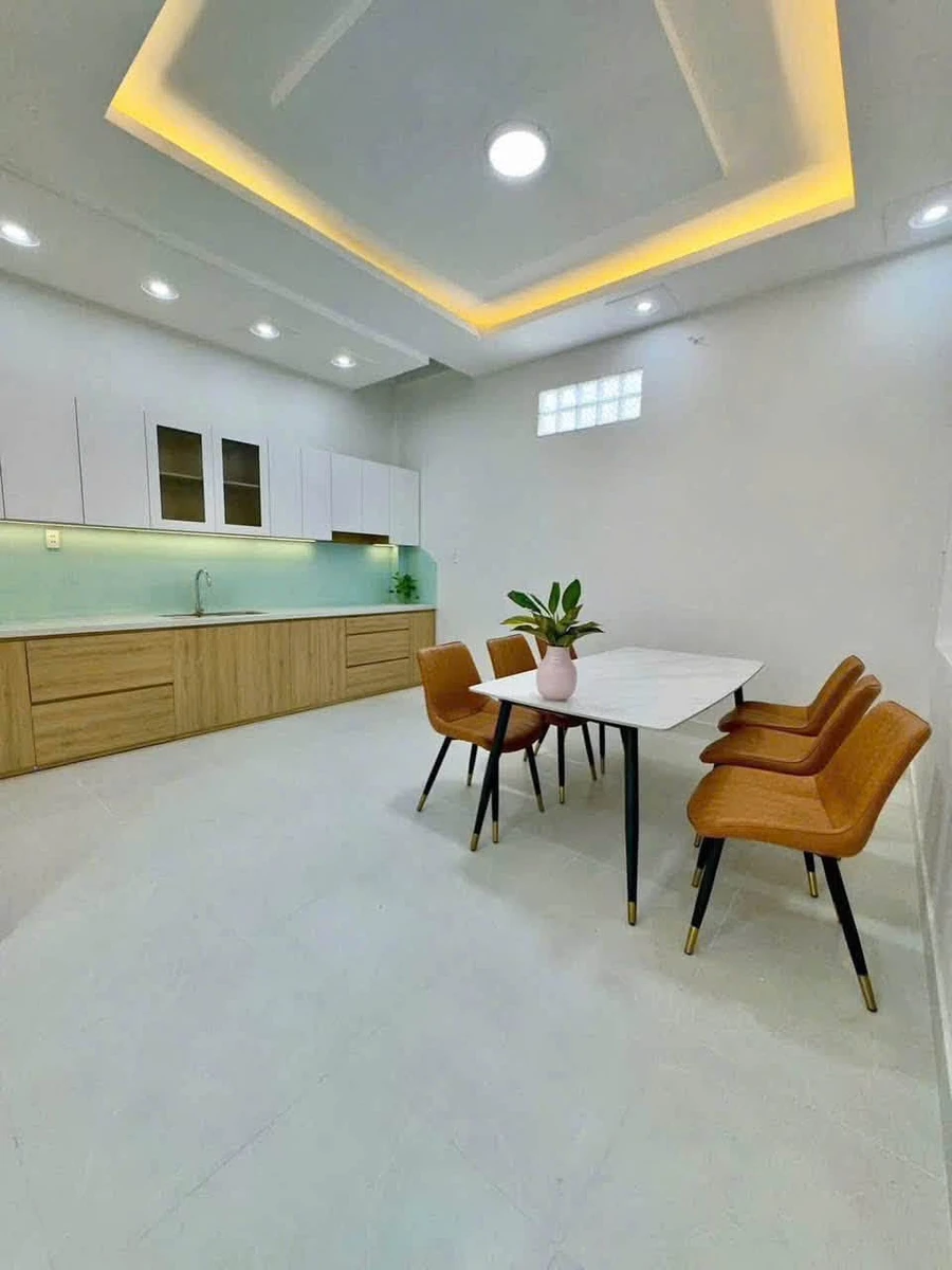 Bán nhà hẻm xe hơi 1 trệt 3 lầu 61,5m2 gần Lê Văn Thịnh, Quận 2, giá 7,5 tỷ - Ảnh thu nhỏ 4