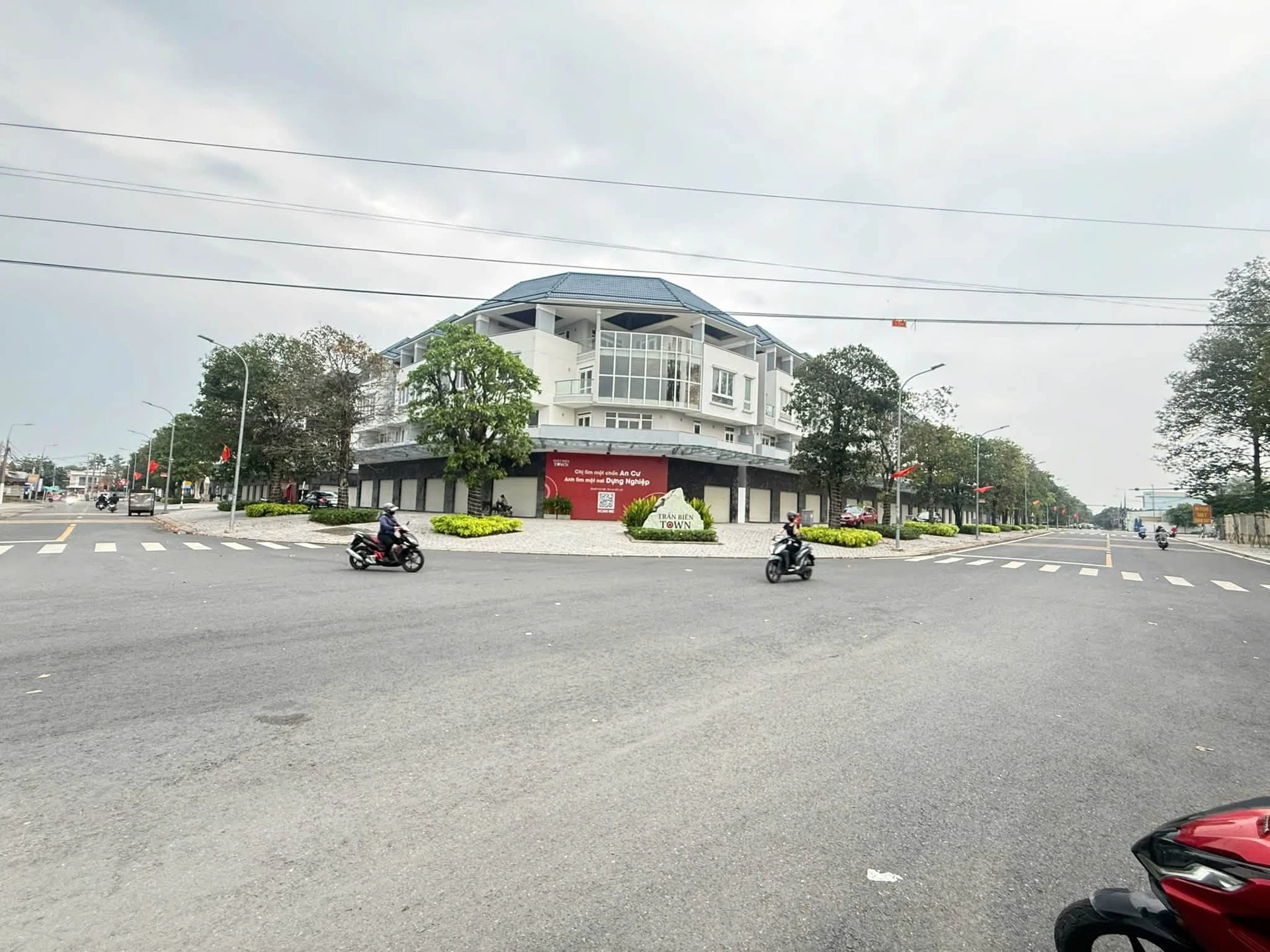 Bán đất 70m² Phường Trấn Biên, 2 mặt tiền, giá 2,95 tỷ - Ảnh 1
