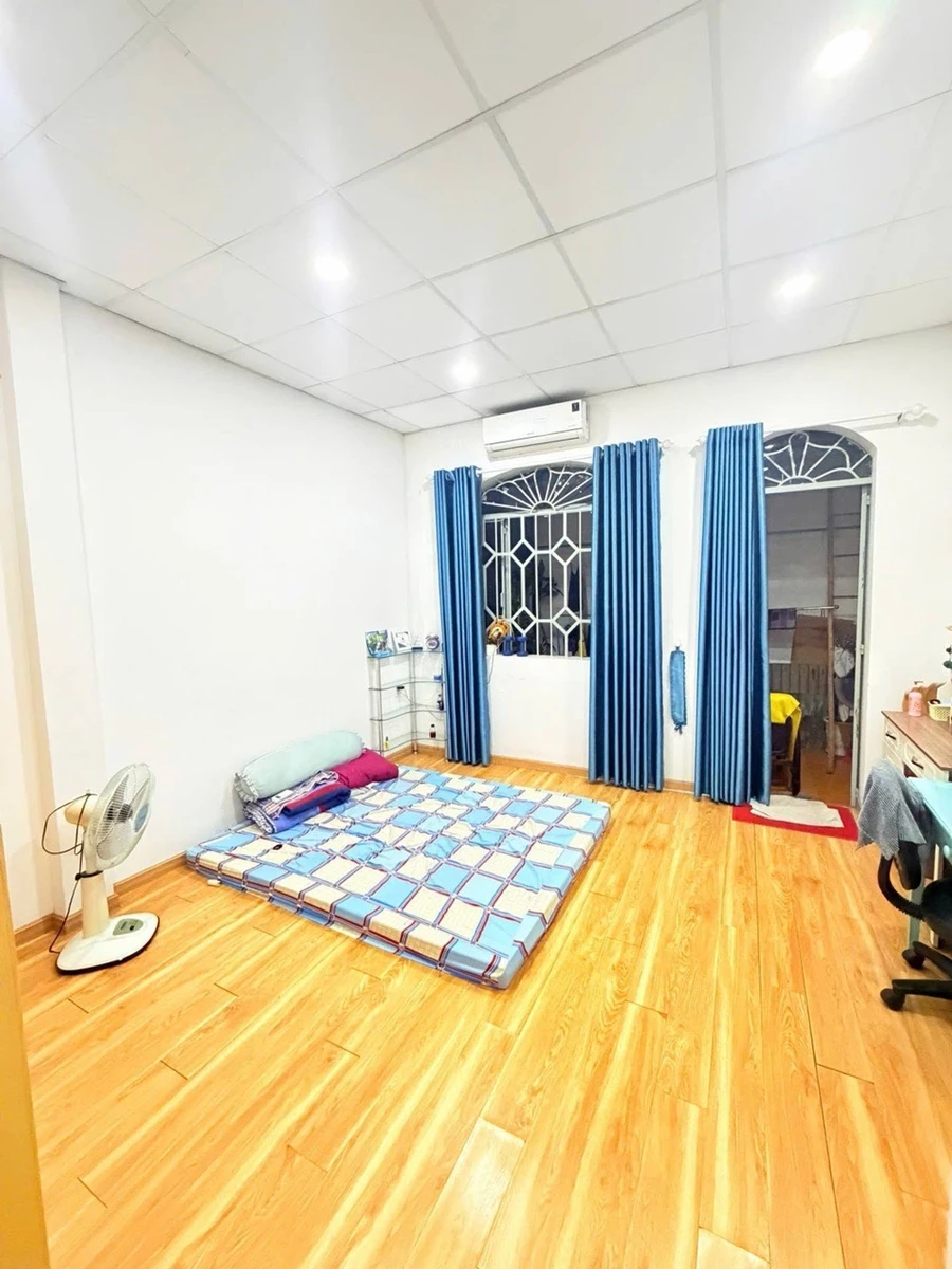 Bán nhà hẻm 4,4x10m (44m²) 2PN 2WC, Ni Sư Huỳnh Liên, Tân Bình, 4,6 tỷ - Ảnh thu nhỏ 4