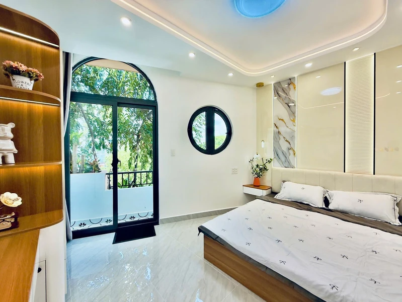 Bán nhà 2 lầu mặt tiền đường E3, 300m2 Biên Hòa 6ty499