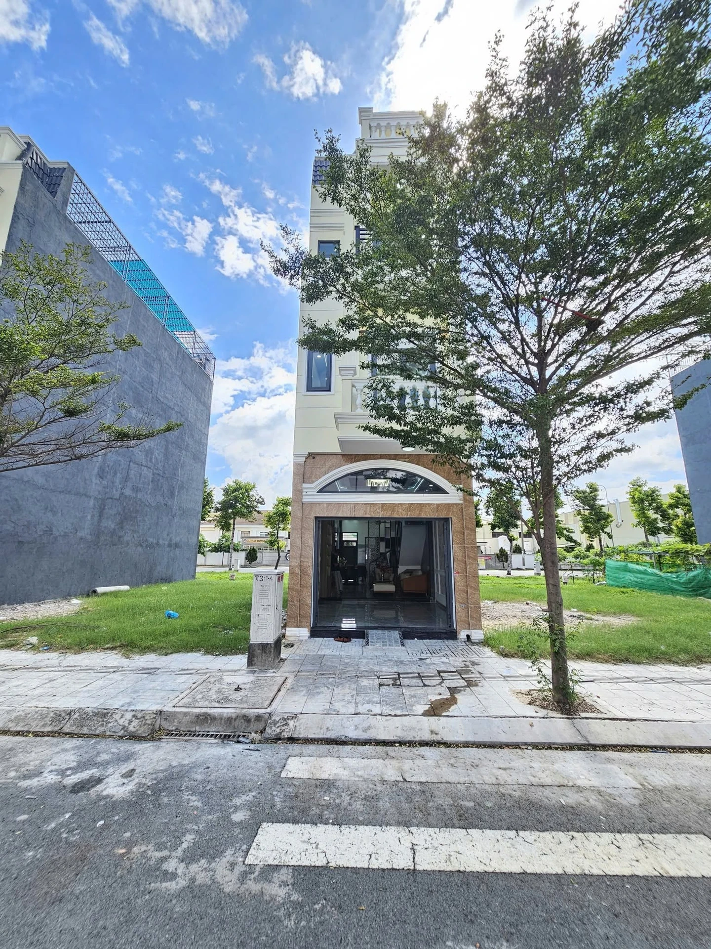 Bán nhà Dĩ An 60m² 3PN gần Vincom 4 tỷ 750 triệu - Ảnh 1